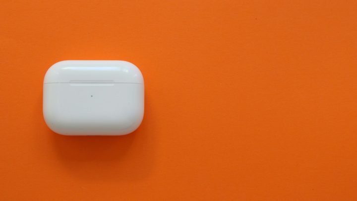 How to Fix Your AirPod Case Flashing Orange: A Quick Guide